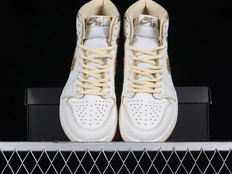 All categories Air Jordan Jordan series basketball shoes Air Jordan 11 P version Air Jordan 1 High OG "Vibrations of Naija" AJ1 Qiao 1 Xiaoxiangfeng high-top basketball shoes FD8631-100